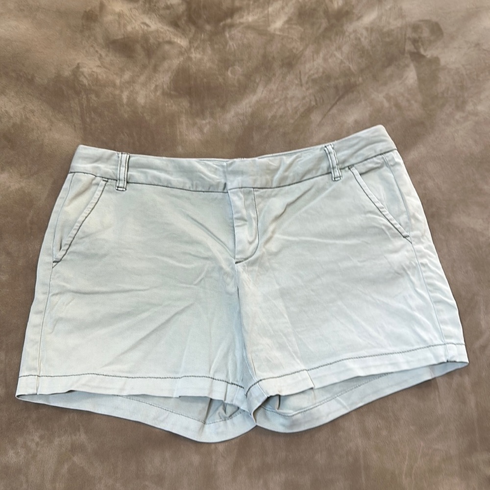 Caslon Shorts